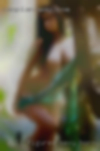 full figured sexy horny wives