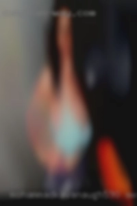 mohammadKavanaugh590 swingers wife with husband in club